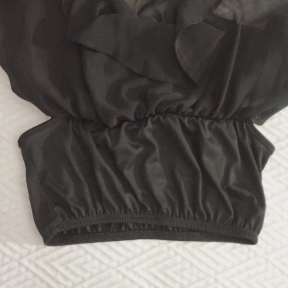 Boho Semi Sheer Multi Way Flowy Crop Top - Picture 11 of 11